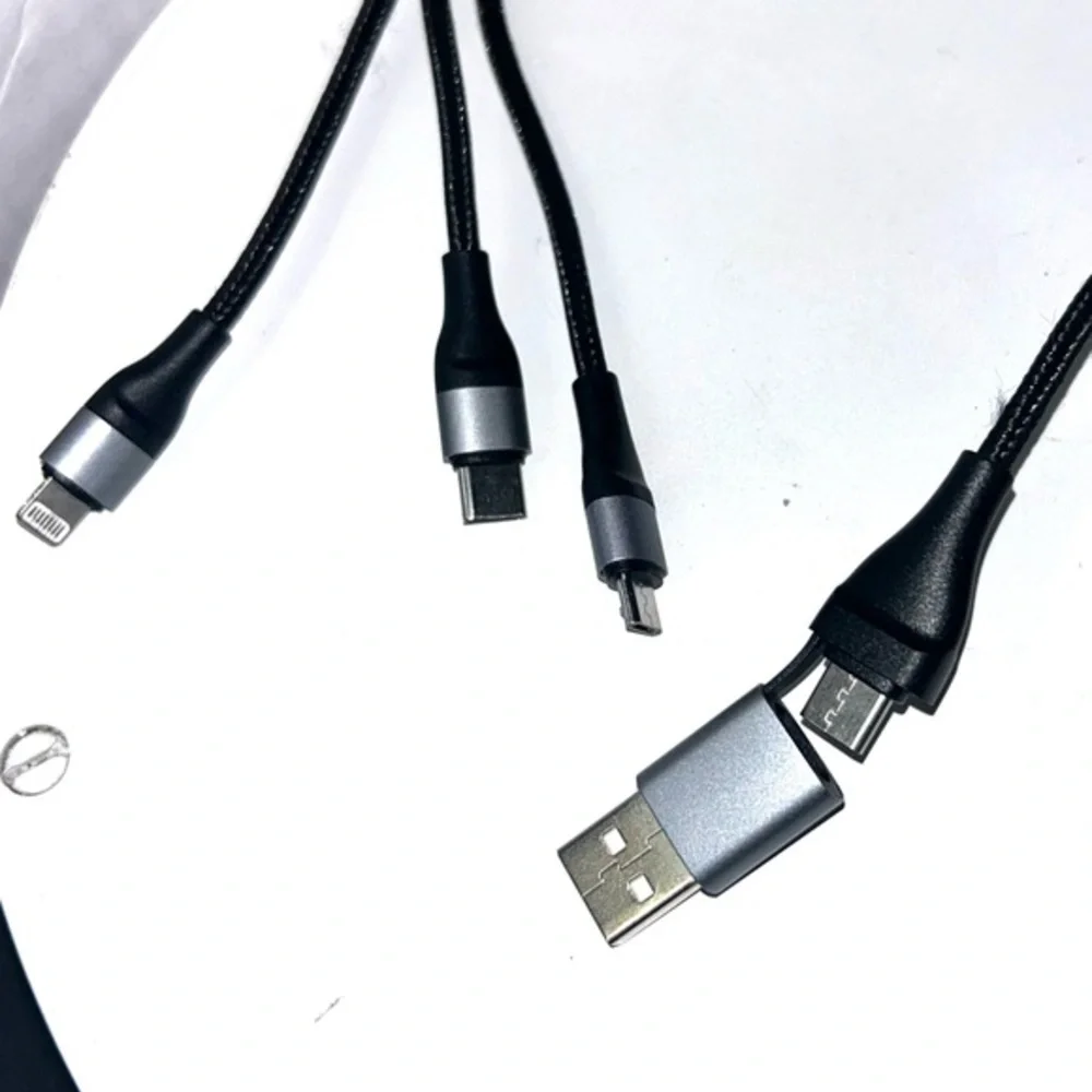 3’‎ Black USB & Type-C Multi-Connector 3-in-1 Charging Cable
